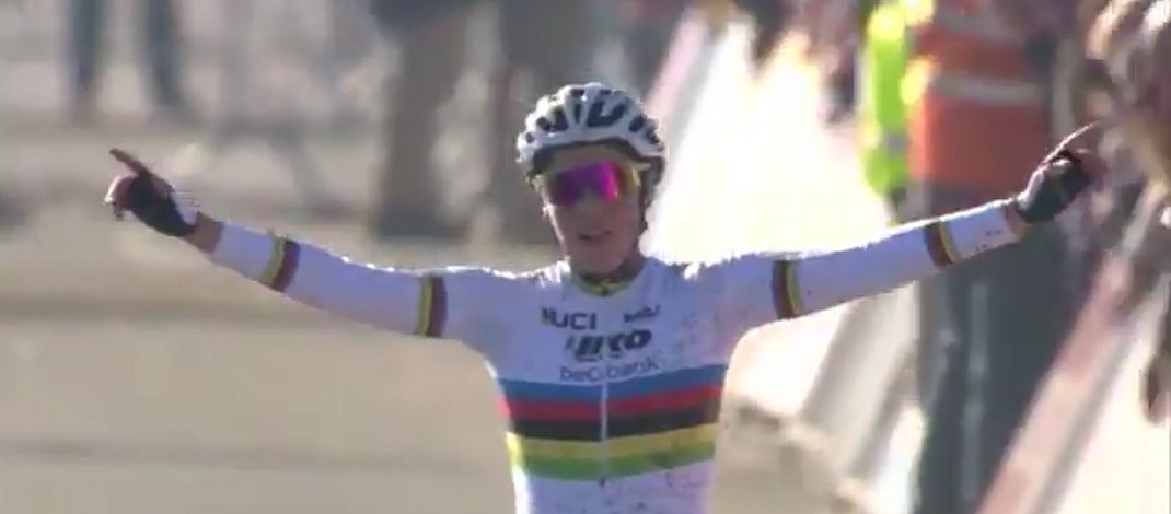 Sanne Cant - Victoire Cyclo-cross Superprestige Middelkerke