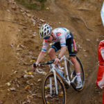 Eli Iserbyt dans la descente - Cyclo-cross de Louvain 2020 - Alain Vandepontseele
