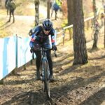 Lucinda Brand attaque - Cyclo-cross de Baal 2021 - Alain Vandepontseele