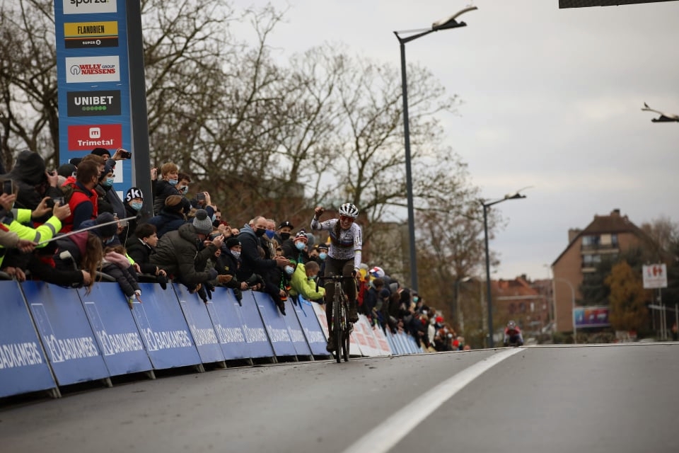 Lucinda Brand Vainqueur - Cyclo-cross de Courtrai 2021 - Alain Vandepontseele
