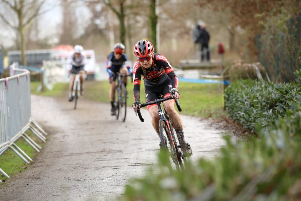Denise Betsema Leader - Cyclo-cross de Loenhout 2021 - Alain Vandepontseele