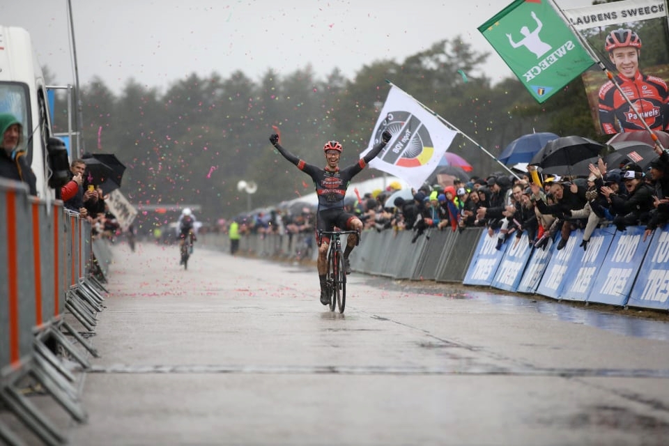 Laurens Sweeck Vainqueur - Cyclo-cross d'Oostmalle 2022 - Alain Vandepontseele