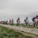Peloton féminin sur les pavés - Paris-Roubaix Femmes 2021 - ASO Fabien Boukla
