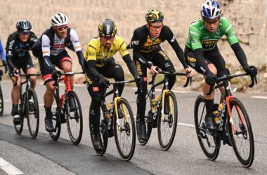 Primoz Roglic Steven Kruijswijk Wout van Aert Peloton - 8e étape Paris-Nice 2022 - ASO Alex Broadway