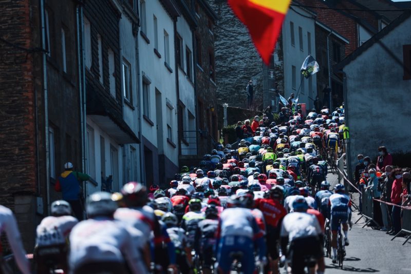 Peloton masculin Liège-Bastogne-Liège 2021 Côte de Saint-Roch - ASO Aurélien Vialatte