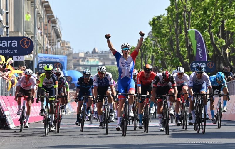 Arnaud Démare Vainqueur 5e étape Tour d'Italie Giro 2022 - RCS Sport La Presse