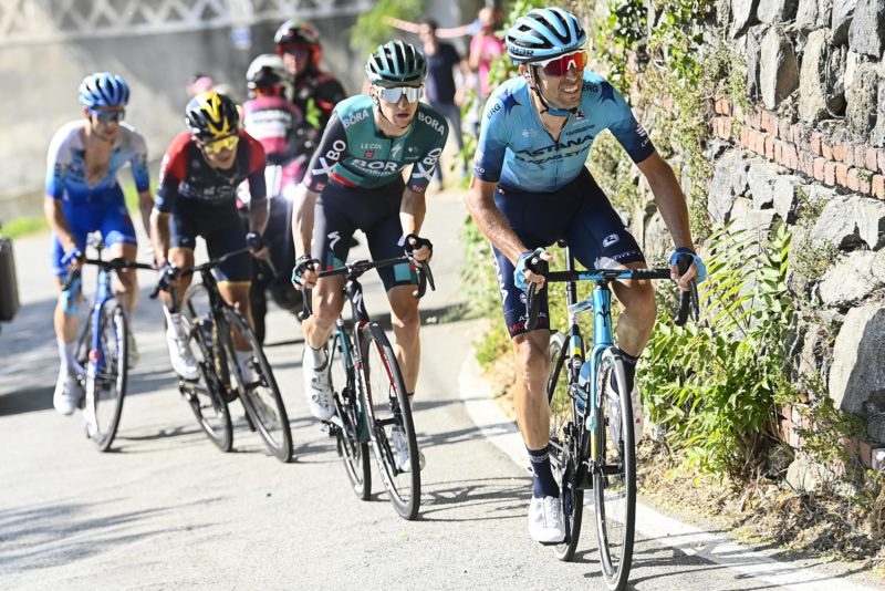 Attaque Vincenzo Nibali 14e étape Tour d'Italie Giro 2022 - RCS Sport La Presse Fabio Ferrari