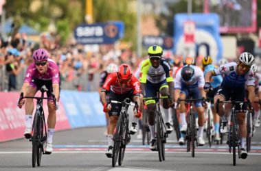Sprint Arnaud Démare Caleb Ewan Mark Cavendish - 7e étape Tour d'Italie Giro 2022 - RCS Sport La Presse Massimo Paolone