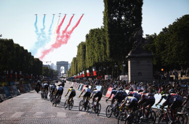 Peloton Champs-Elysées Paris - 21e étape Tour de France 2021 - ASO Aurélien Vialatte