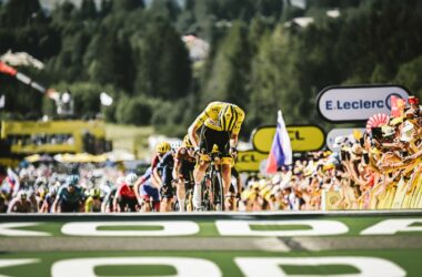 Tadej Pogacar Sprint Megève - 10e étape Tour de France 2022 - ASO Pauline Ballet