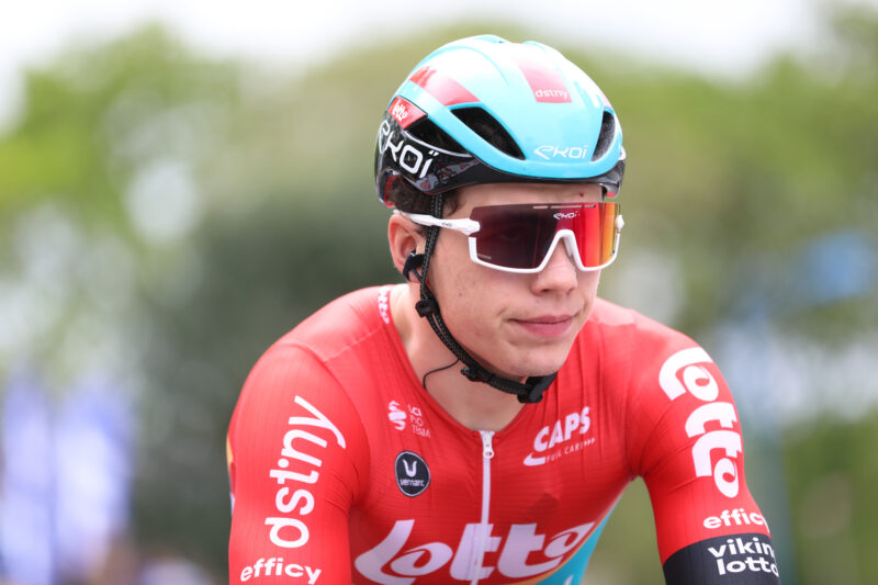 Arnaud De Lie (Lotto-Dstny) au départ du Tro Bro Léon 2023. - Photo : ASO/Jonathan Biche