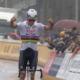 Le champion du monde Mathieu van der Poel (Alpecin-Deceuninck) remporte l'E3 Saxo Classic 2024. - Photo : capture Eurosport