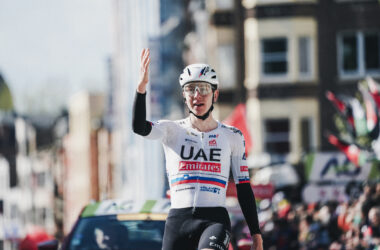 Le Slovène Tadej Pogacar (UAE Team Emirates) remporte l'édition 2024 de Liège-Bastogne-Liège. - Photo : ASO/Gaetan Flamme