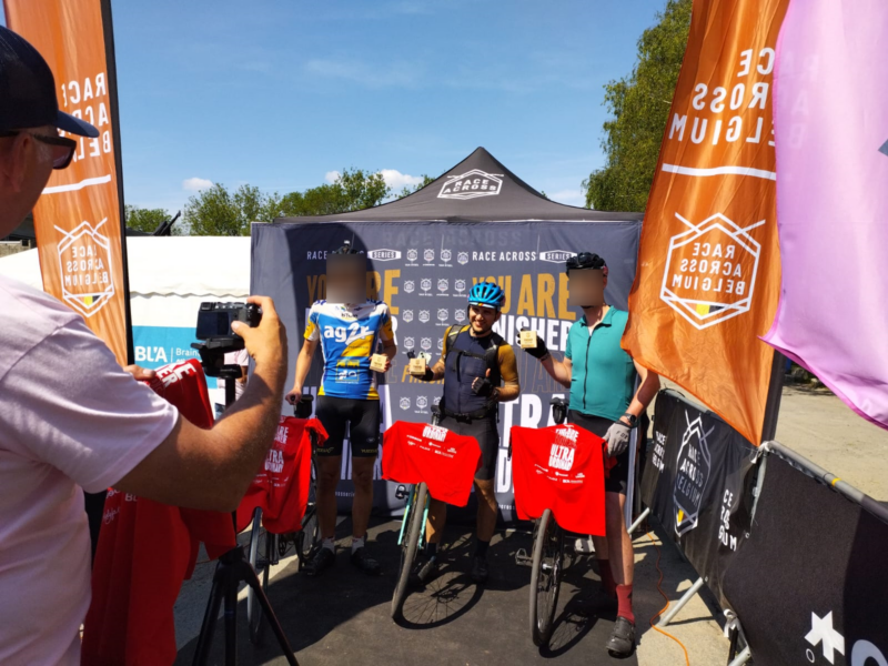 Race Across Belgium 2024 - Arrivée - Flou