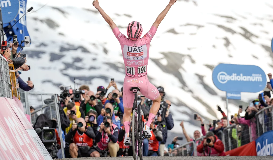 Tadej Pogacar - Vainqueur 15e étape Giro Tour d'Italie 2024 - RCS Sport La Presse.jpg
