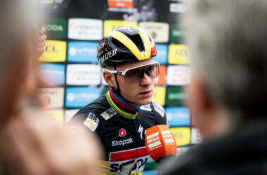 Le champion de Belgique Remco Evenepoel (Soudal Quick Step) au départ de la 1re étape du Critérium du Dauphiné 2024. - Photo : ASO/Billy Ceusters