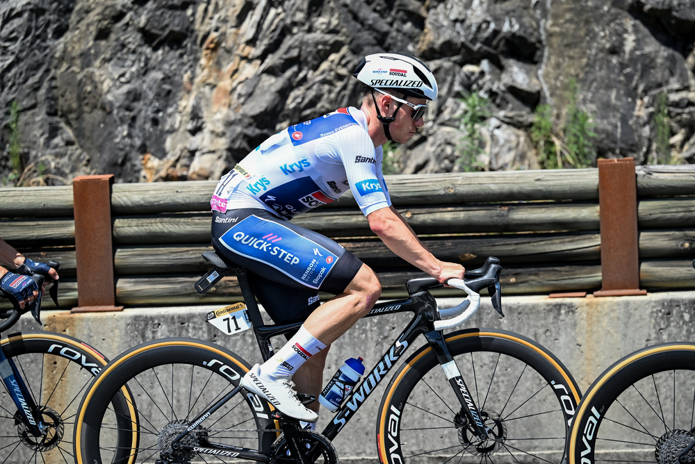 Le maillot blanc Remco Evenepoel (Soudal Quick Step) sur la 11e étape du Tour de France. - Photo : ASO/Billy Ceusters