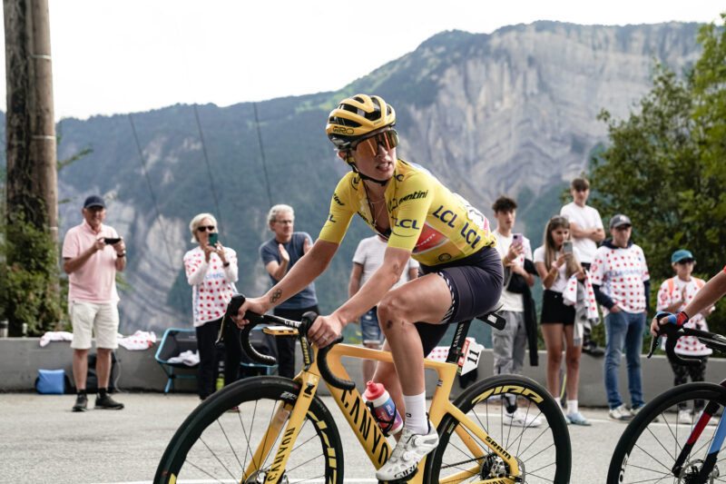 La Polonaise Kasia Niewiadoma (Canyon//SRAM Racing) sur l'Alpe d'Huez lors de la 8e étape du Tour de France Femmes 2024. - Photo : ASO/Thomas Maheux