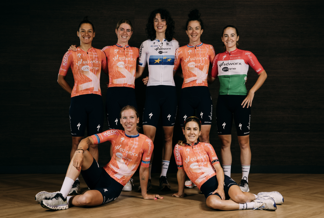 Le nouveau maillot de l'équipe SD Worx-Protime pour le Tour de France 2024 - Photo : tornantic.cc/Team SD Worx-Protime