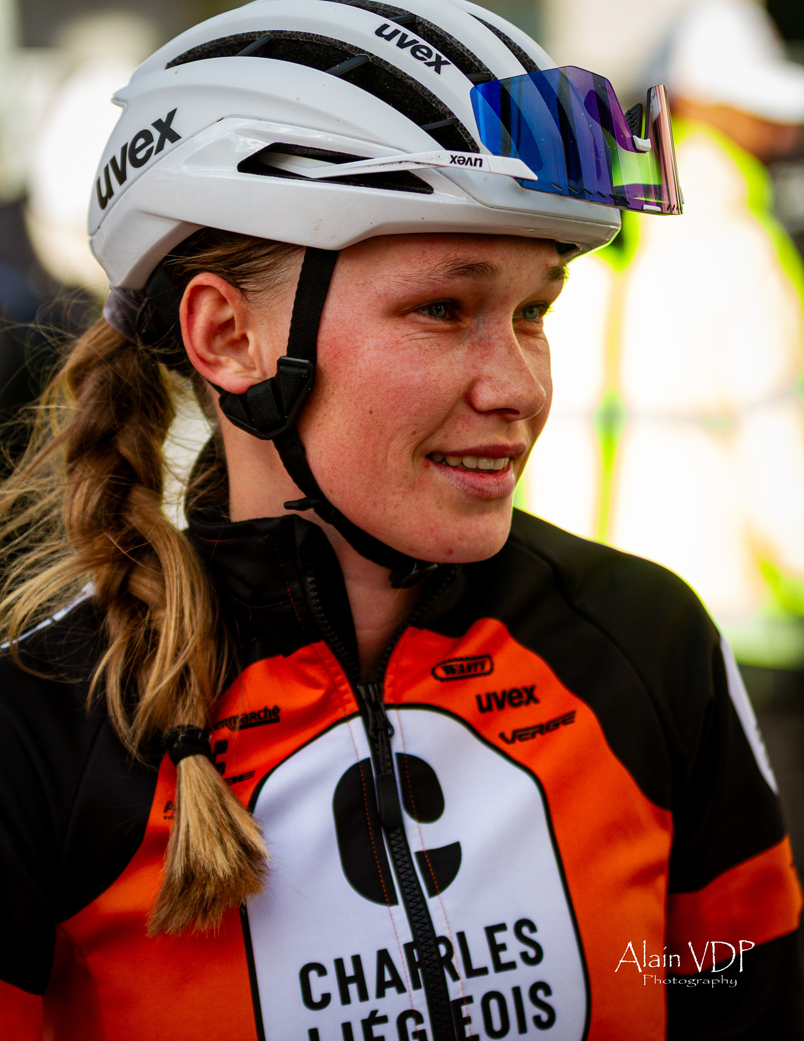La Belge Julie Brouwers (Charles Liégeois Roastery CX) à l'arrivée du cyclo-cross d'Overijse, le 26 octobre 2025 - Photo : Alain Vandepontseele/Alain VDP Photography